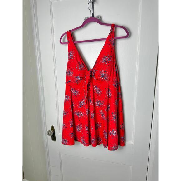 Catherines Swimsuit Dress Women's 18W Red Blue Floral Flowy Full Coverage - Picture 1 of 9